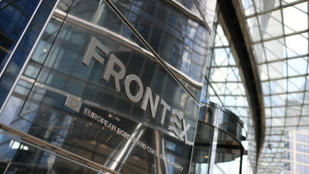 Управителният съвет на Фронтекс прие оставката на изпълнителния директор на