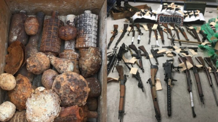 Откритите боеприпаси и оръжия от френски митничари
