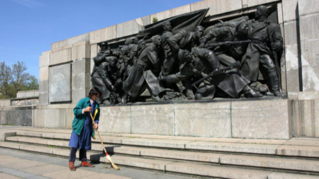 Monumenti i Ushtrisë Sovjetike