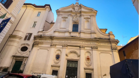 Църквата „Сан Паоло ала Регола“