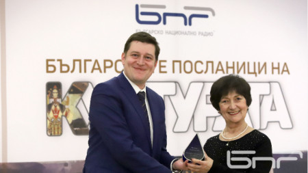 Генералният директор на БНР и диригентката на Детския радиохор Венеция Караманова