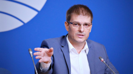 Александър Михайлов на пресконференция в София