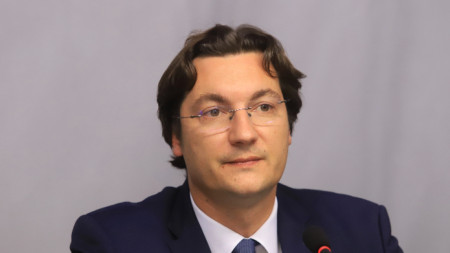 Заявката за подкрепа за правителство на Слави Трифонов е непремерена  Трябва
