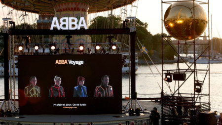 Шведската поп супергрупа АББА ABBA заяви в четвъртък че ще