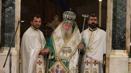 Patriarch Neophyte also attended the solemn liturgy at St. Alexander Nevsky Church, April 9, 2023.