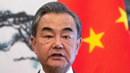 Ван И е китайски дипломат и политик, който от януари 2023 г. оглавява  Канцеларията на Комисията по външни работи на Централния комитет на Китайската комунистическа партия. Той е най-високопоставеният дипломат, представляващ Китайската народна република.