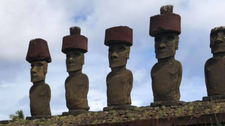 Каменните статуи „муаи“ на Великденския остров. Снимка: Мерлин Арно