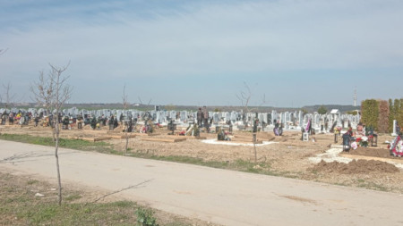 Бум на погребенията отчитат от общинското предприятие Обреди в Силистренска