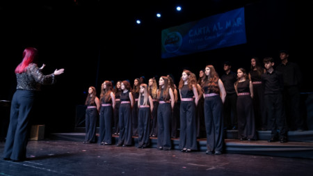 Снимките са от официалната Facebook страница на фестивал „Canta al mar – Festival Coral Internacional“
