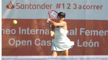 Четвъртата поставена Джулия Терзийска се класира за полуфиналите на тенис