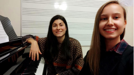 Александра Дичева и Мила Михова са възпитанички на Националната музикална