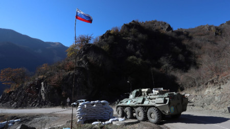 Контролен пункт на руски миротворци в Нагорни Карабах