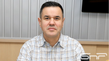 Никола Стоянов