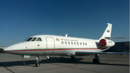 Правителственият самолет 