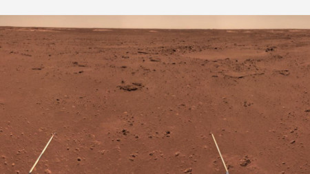 Апаратът ИнСайт на НАСА регистрира най силния трус отчитан на Марсq