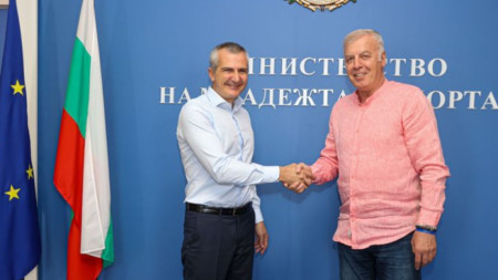 Димитър Илиев и Наско Сираков.