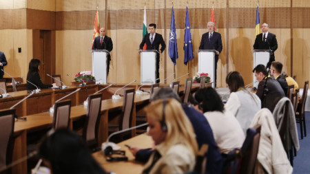 Министър председателят Кирил Петков заяви след срещата на премиерите на страни