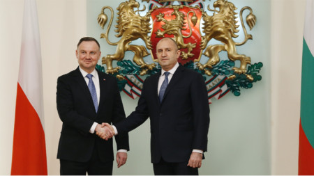 Poland's President Andrzej Duda (L) and Bulgaria's President Rumen Radev, 22 March, 2022
