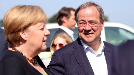 Германският канцлер Ангела Меркел и кандидатът на християндемократите за поста