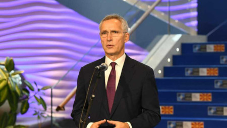 Генералният секретар на НАТО Йенс Столтенберг по време на последната си визита в Северна Македония 
