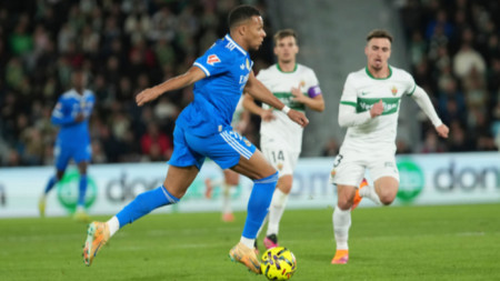 Реал (Мадрид) завърши 2:2 с Елче