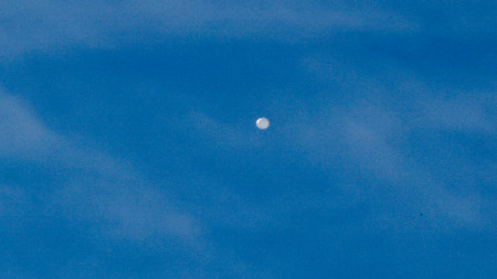 Балонът, който лети на голяма надморска височина по време на многодневния си път през северните щати, Шарлот, Северна Каролина, САЩ, 4 февруари 2023 г.