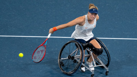 Нидерландката Дийде де Гроот стана първата тенисистка в инвалидни колички
