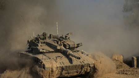 Израелски танк в ивицата Газа.