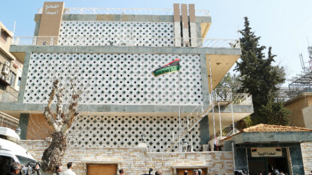 Сградата на източнолибийското посолство в Дамаск.