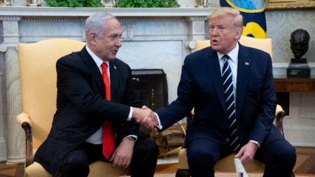 Бенямин Нетаняху с Доналд Тръмп в Белия дом.