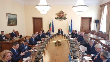 Министерският съвет провежда редовно заседание.
