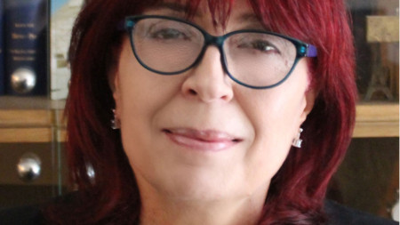 Проф. Анна Чолева