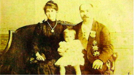 Стефан Стемболов и съпругата му Поликсени