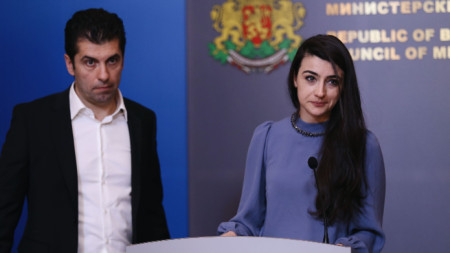 Премиерът Кирил Петков и говорителката на правителството Лена Бориславова са призовани на разпит във Върховната касационна прокуратура