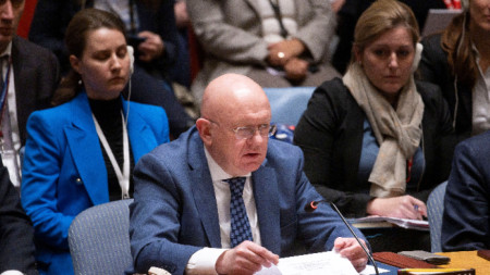 Постоянният представител на Русия в съвета за сигурност на ООН Василий Небензя по време на гласуването на резолюцията за Газа - Ню Йорк, 25 октомври 2023