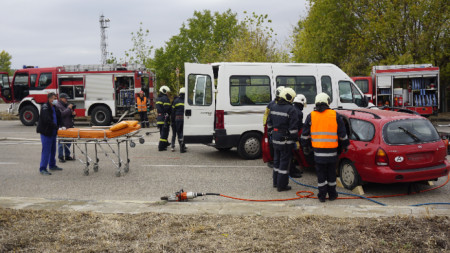 Областно учение на екипите към  Единната спасителна система при пътнотранспортни произшествия