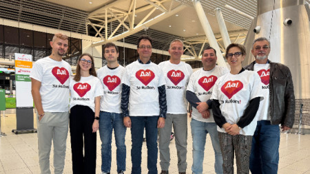 Български лекари заминават на обучение на Международна Академия по белодробна трансплантация