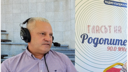 Любомир Димитров, гост в изнесеното студио на Радио Кърджали