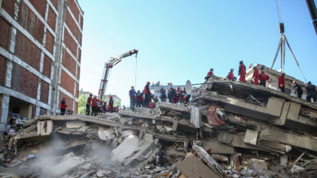 При земетресението в Измир в края на октомври 2020 загинаха над 100 души