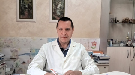 Д-р Мариян Иванов