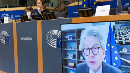 Европейският комисар, отговарящ за вътрешния пазар Тиери Бретон по време на дискусията с Комисията на ЕП по вътрешния пазар.