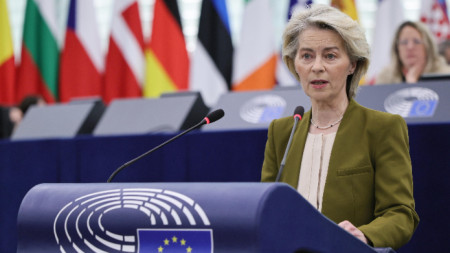 Урсула фон дер Лайен в Европарламента в Страсбург, 26 ноември 2025 г.