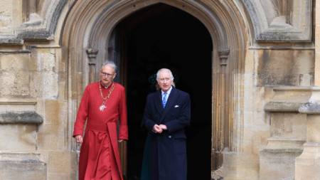 Британският крал Чарлз III пристига на Великденската служба в Уиндзор - 31 март 2024