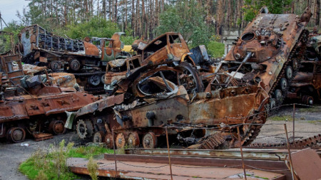 Разрушена руска военна техника в Донецка област