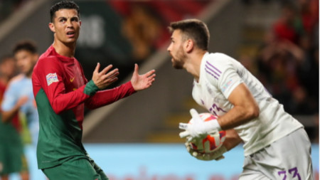 Португалия загуби от Испания с 0:1