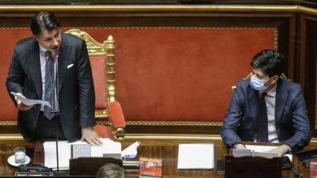 Джузепе Конте (вляво) и  Роберто Сперанца на изслушване в Сената за пандемията от коронавирус, 28 юли 2020 г.