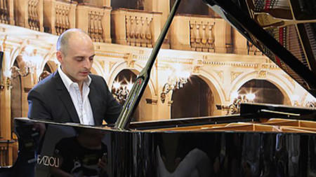 Иван Янъков