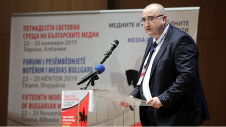 Посланик Райчевски на откриването на 15-тата международна среща на българските медии в Тирана