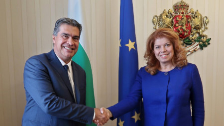 Jorge Milton Capitanich ha sido recibido por la vicepresidenta de Bulgaria, Iliana Yótova