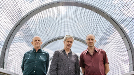 The Necks – Крис Ейбрахамс, Тони Бък и Лойд Суонтън